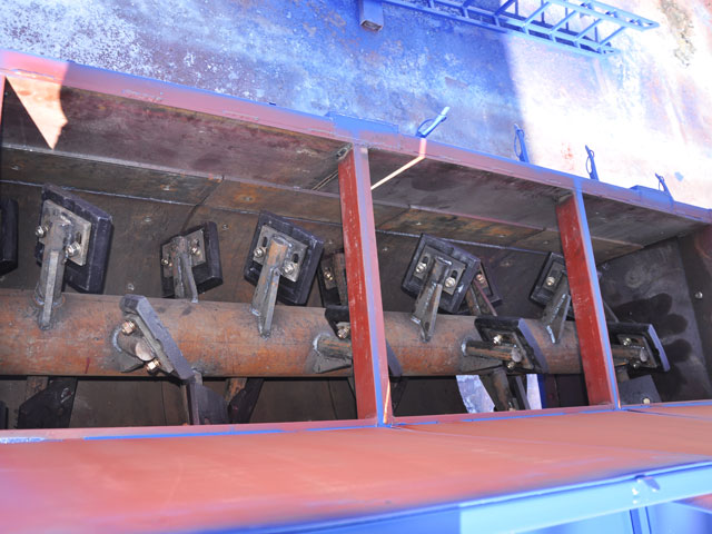 穩定(dìng)土廠拌設備部件(jian)