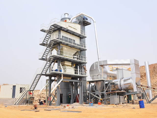 LB2000瀝青(qing)攪拌站(zhàn)