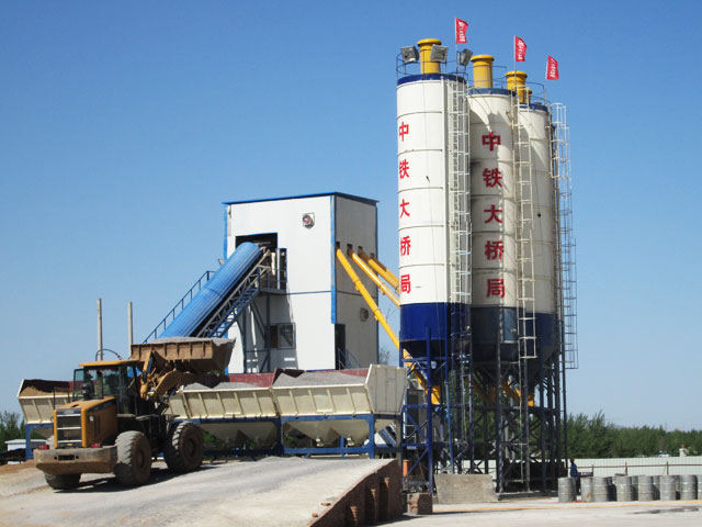 HZS120工程型(xíng)混凝土(tu)攪拌站(zhan)