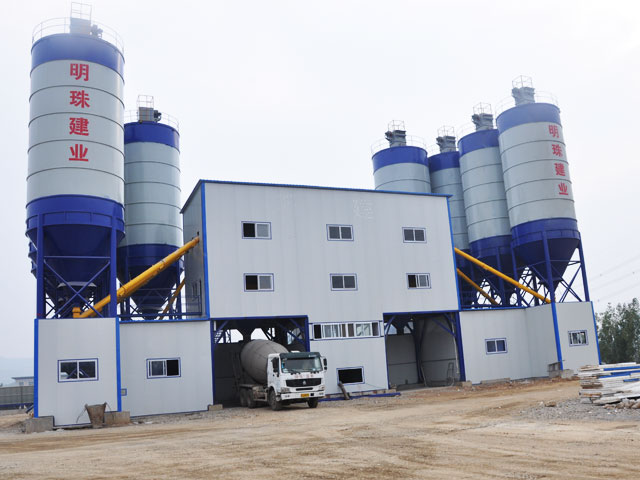 明珠建業混(hun)凝土攪拌站(zhàn)